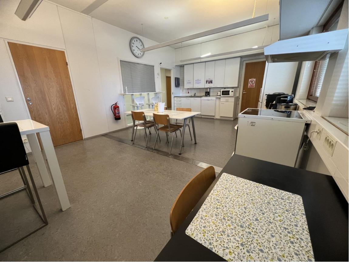 Hmi Smart Group 219 Hostel Helsinki Exterior photo
